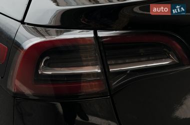 Седан Tesla Model 3 2020 в Одессе