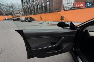 Седан Tesla Model 3 2020 в Одессе