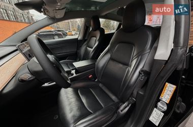 Седан Tesla Model 3 2020 в Одессе
