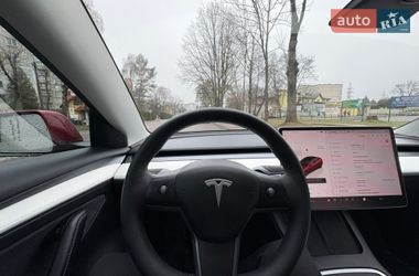Седан Tesla Model 3 2022 в Львове