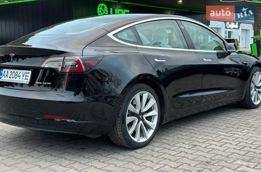Седан Tesla Model 3 2020 в Киеве