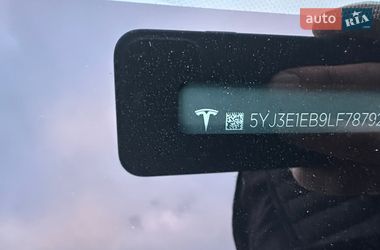 Седан Tesla Model 3 2020 в Киеве
