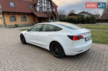 Седан Tesla Model 3 2019 в Калуше