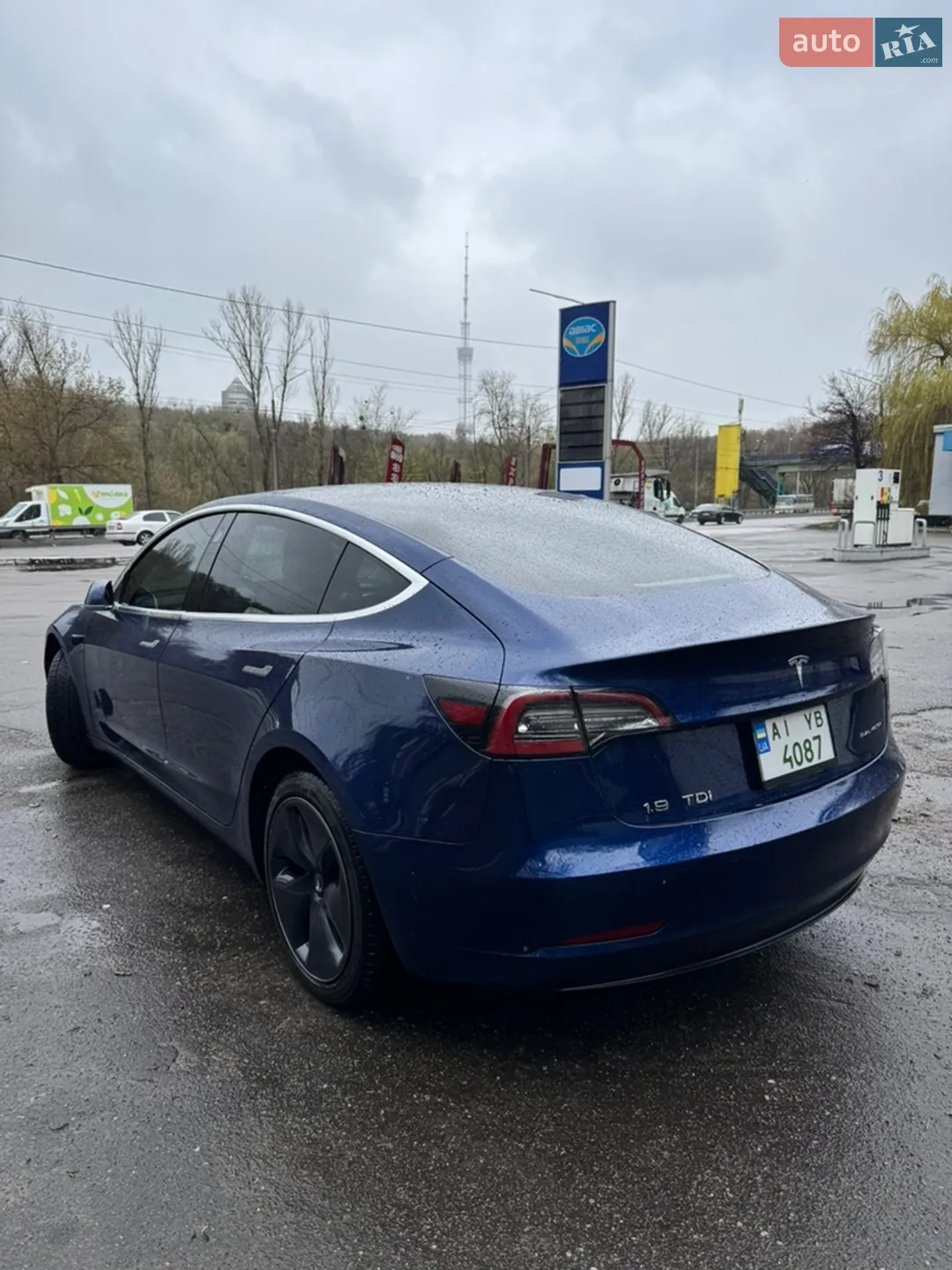 2019 Tesla Model 3 - мініатюра 3