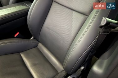 Седан Tesla Model 3 2024 в Львове