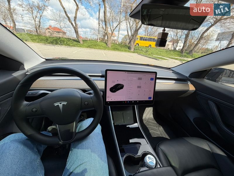 Седан Tesla Model 3 2020 в Одесі фото 10 Седан Tesla Model 3 2020 в Одесі