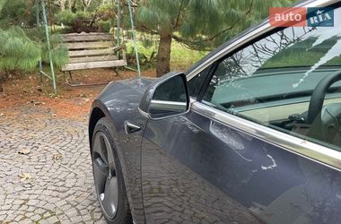 Седан Tesla Model 3 2020 в Тернополе