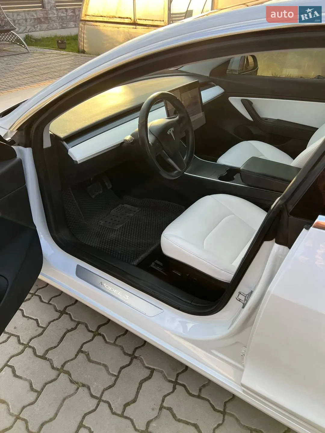 2018 Tesla Model 3 - мініатюра 21