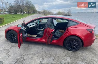 Седан Tesla Model 3 2022 в Дніпрі