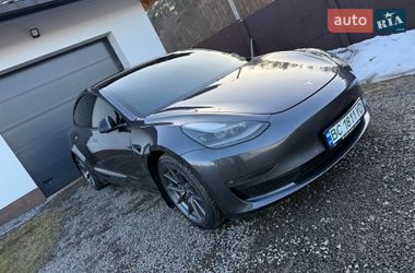 Седан Tesla Model 3 2021 в Рава-Русской