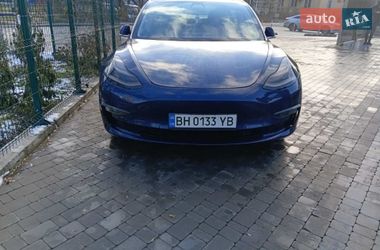 Седан Tesla Model 3 2018 в Одесі