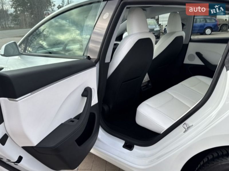 Седан Tesla Model 3 2025 в Кропивницком фото 19 Седан Tesla Model 3 2025 в Кропивницком
