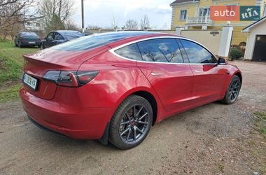 Седан Tesla Model 3 2018 в Києві