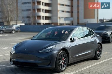 Седан Tesla Model 3 2018 в Києві