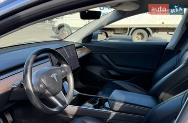 Седан Tesla Model 3 2018 в Києві