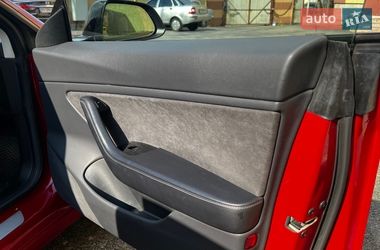 Седан Tesla Model 3 2018 в Києві