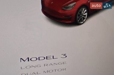 Седан Tesla Model 3 2018 в Києві