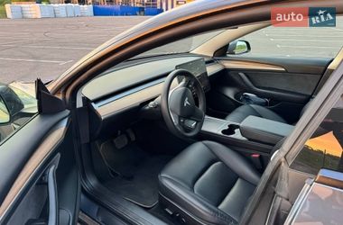 Седан Tesla Model 3 2022 в Рівному