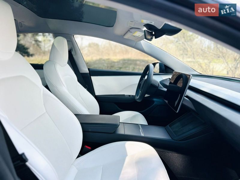 Седан Tesla Model 3 2024 в Києві фото 8 Седан Tesla Model 3 2024 в Києві