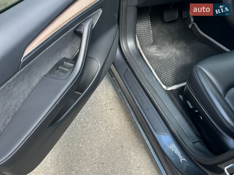 Седан Tesla Model 3 2023 в Полтаве фото 3 Седан Tesla Model 3 2023 в Полтаве