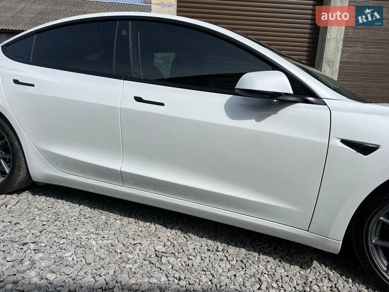 Седан Tesla Model 3 2022 в Дрогобичі фото 26 Седан Tesla Model 3 2022 в Дрогобичі