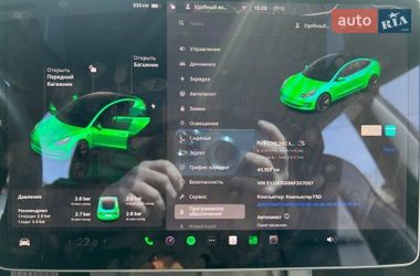 Седан Tesla Model 3 2022 в Дрогобыче