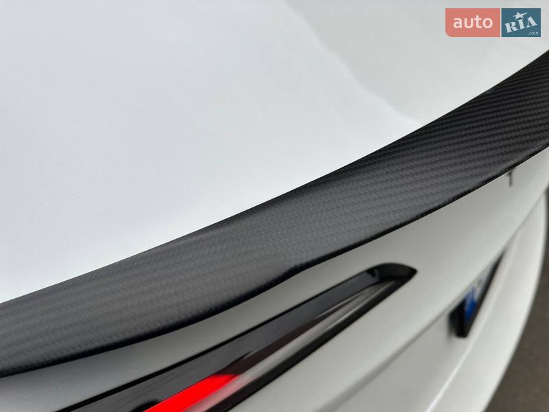 Седан Tesla Model 3 2025 в Києві