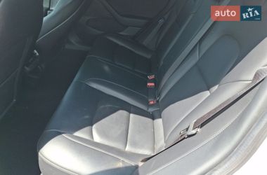 Седан Tesla Model 3 2021 в Киеве