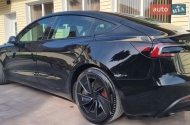 Седан Tesla Model 3 2024 в Черновцах фото 4 Седан Tesla Model 3 2024 в Черновцах