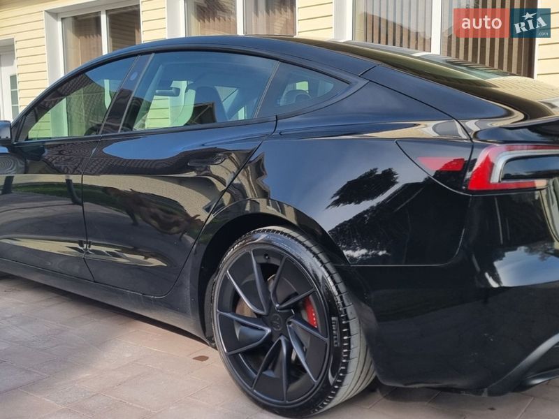 Седан Tesla Model 3 2024 в Черновцах фото 4 Седан Tesla Model 3 2024 в Черновцах