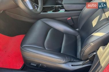 Седан Tesla Model 3 2018 в Києві