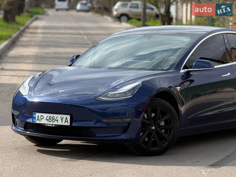 Седан Tesla Model 3 2019 в Запоріжжі