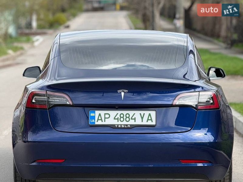 Седан Tesla Model 3 2019 в Запоріжжі