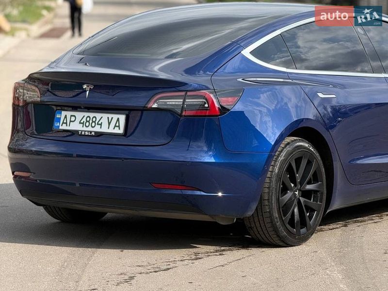 Седан Tesla Model 3 2019 в Запоріжжі