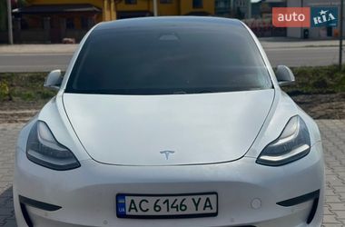 Седан Tesla Model 3 2019 в Луцьку