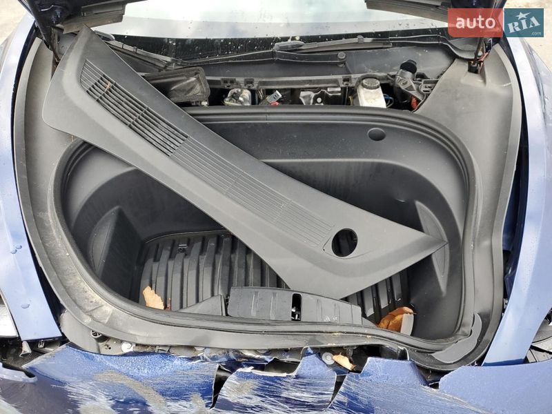 Седан Tesla Model 3 2023 в Львові фото 11 Седан Tesla Model 3 2023 в Львові