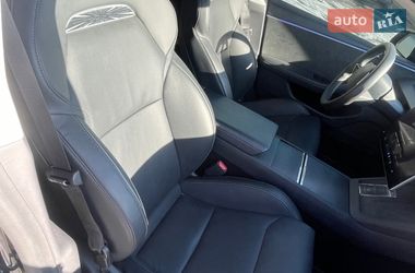 Седан Tesla Model 3 2024 в Киеве