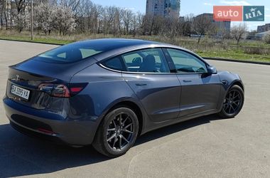 Седан Tesla Model 3 2023 в Кропивницком