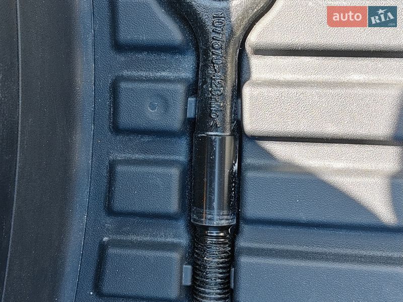Седан Tesla Model 3 2023 в Кропивницком