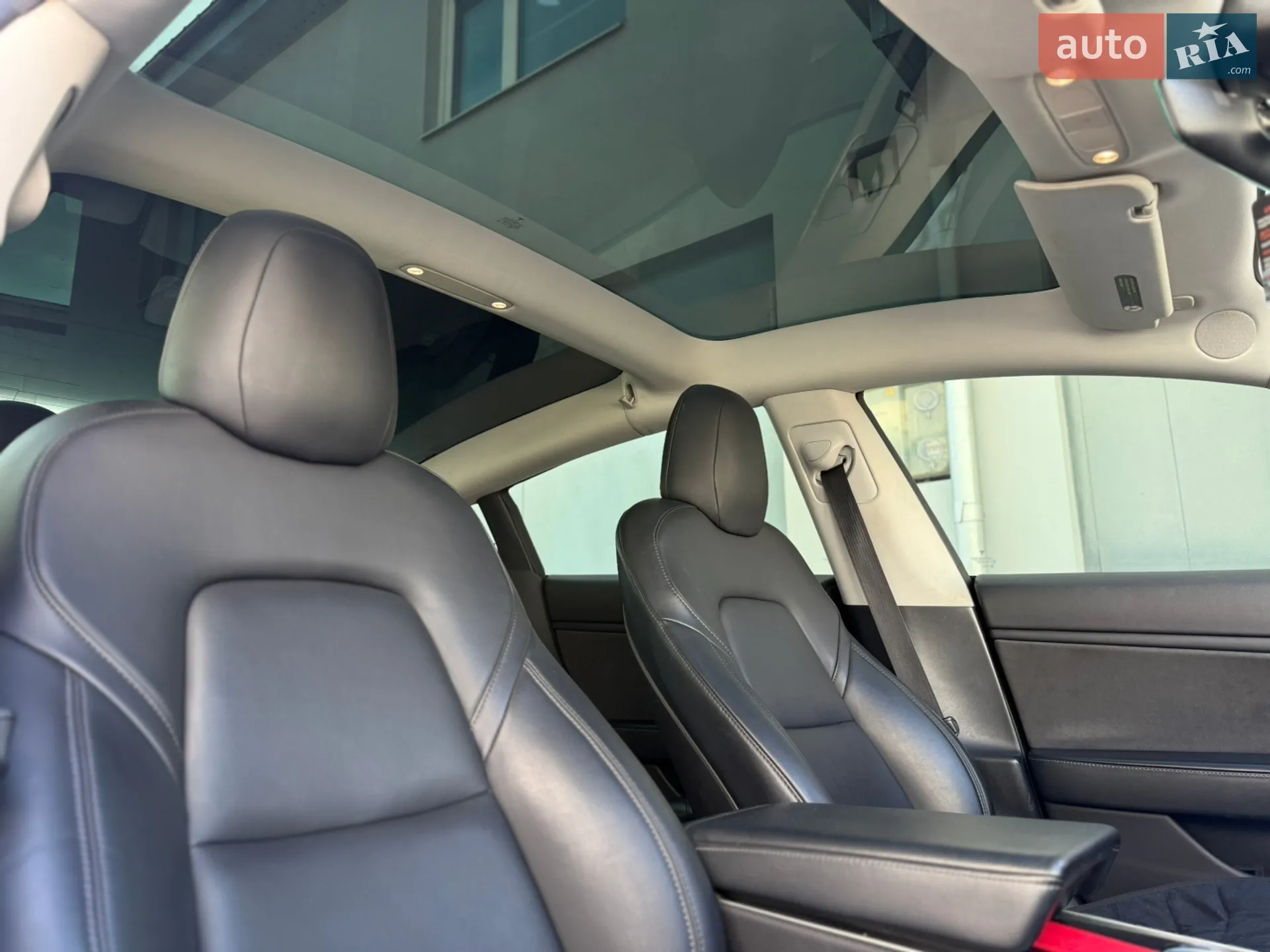 2019 Tesla Model 3 - мініатюра 11