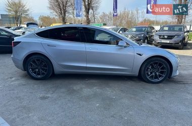 Седан Tesla Model 3 2018 в Виннице