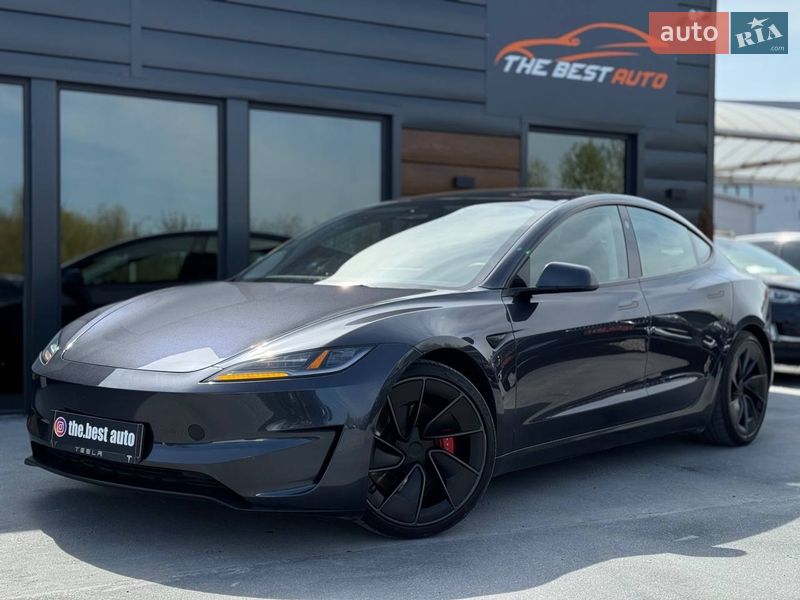 Седан Tesla Model 3 2024 в Рівному