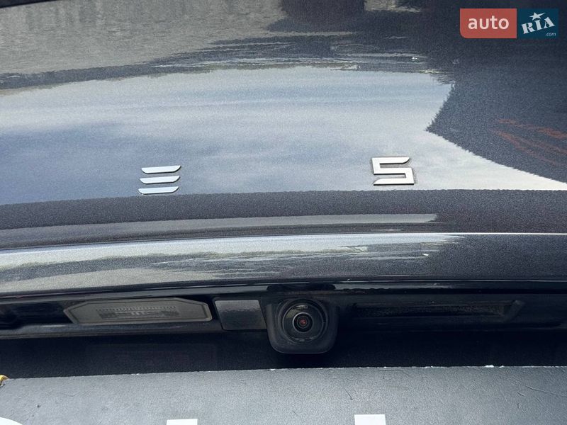 Седан Tesla Model 3 2024 в Рівному