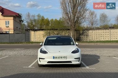 Седан Tesla Model 3 2023 в Киеве