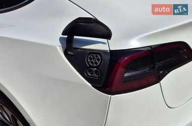 Седан Tesla Model 3 2020 в Белой Церкви