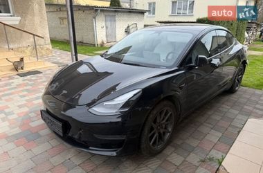 Седан Tesla Model 3 2022 в Жидачові