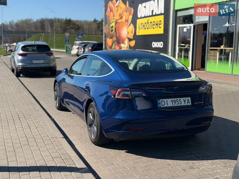 Седан Tesla Model 3 2019 в Києві