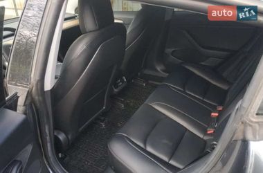 Седан Tesla Model 3 2022 в Львове
