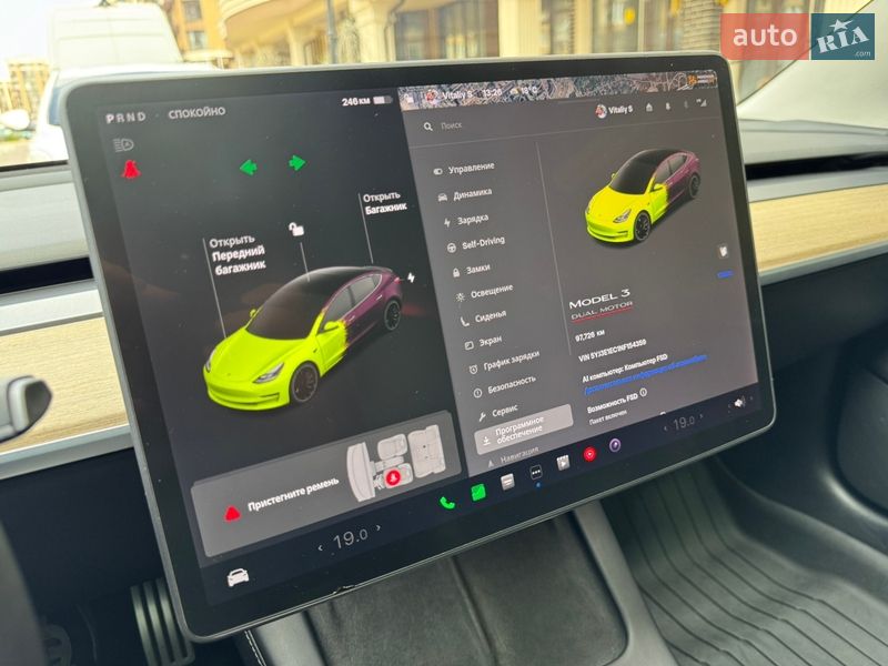 Седан Tesla Model 3 2022 в Києві