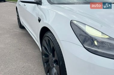 Седан Tesla Model 3 2022 в Києві